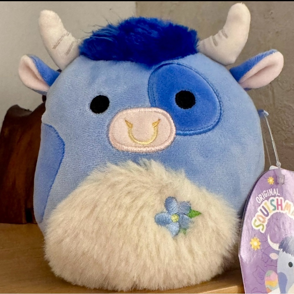 Squishmallows Bermayeh The Bull